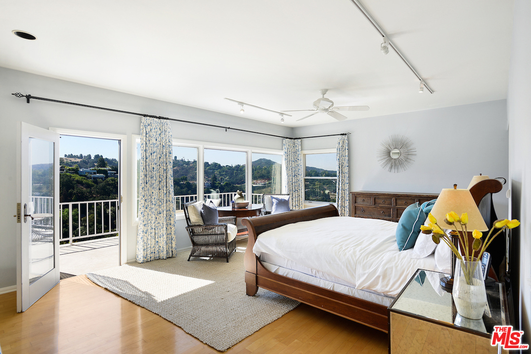 9690 Moorgate Road Beverly Hills, CA 90210 - Photo 31 of 54 Gallery Image 31