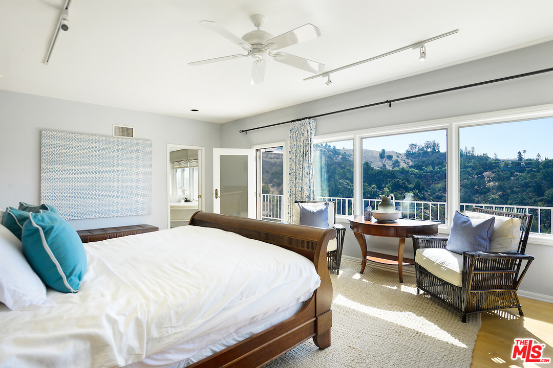 9690 Moorgate Road Beverly Hills, CA 90210 - Photo 33 of 54 Gallery Image 33