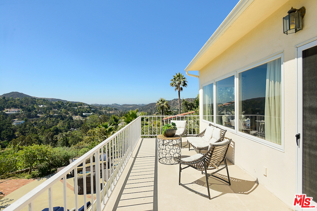 9690 Moorgate Road Beverly Hills, CA 90210 - Photo 38 of 54 Gallery Image 38