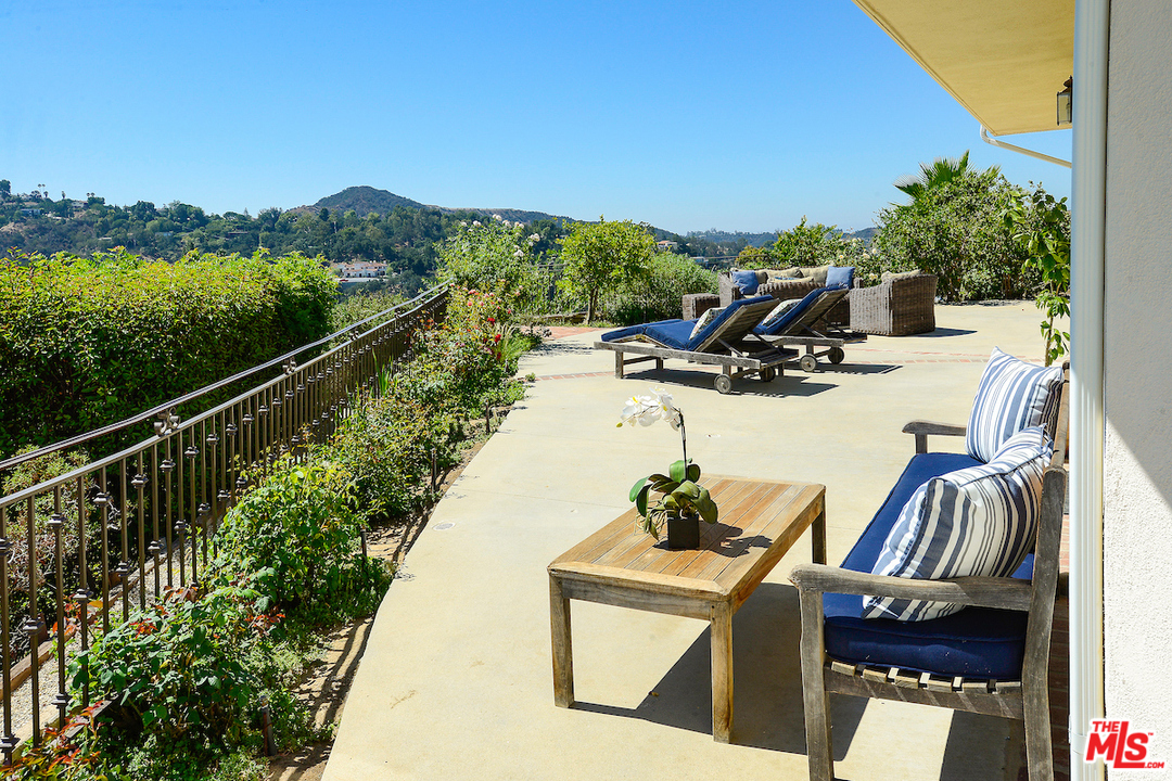 9690 Moorgate Road Beverly Hills, CA 90210 - Photo 47 of 54 Gallery Image 47