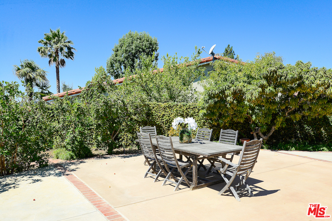 9690 Moorgate Road Beverly Hills, CA 90210 - Photo 51 of 54 Gallery Image 51