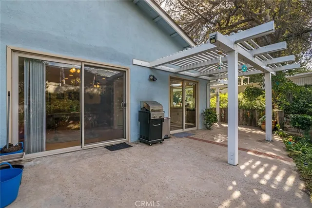 $574,900 | 26457 Oak Highland Drive, Newhall, CA 91321