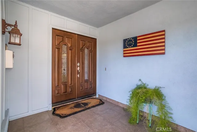 $574,900 | 26457 Oak Highland Drive, Newhall, CA 91321