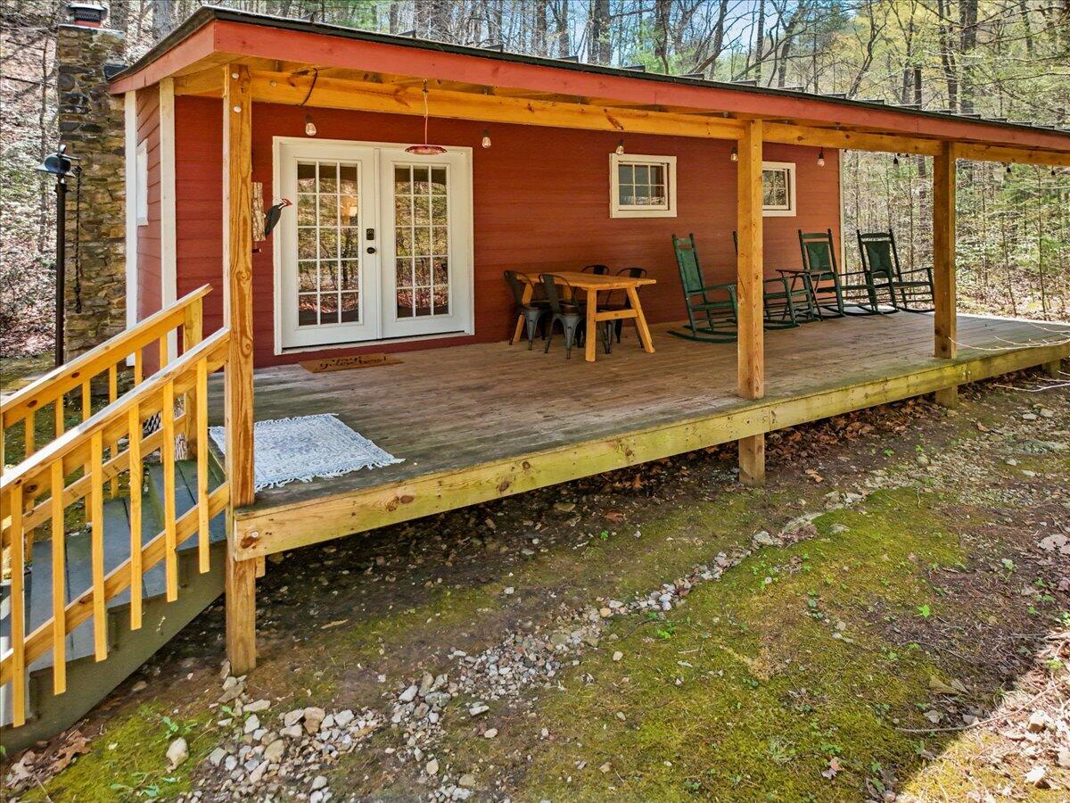 8099 Miller Cove Road Catawba, VA 24070 - Photo 3 of 55 8099 Miller Cove