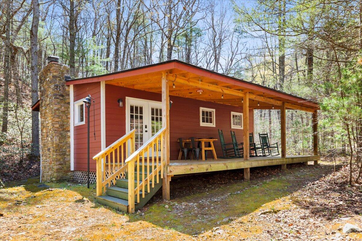 8099 Miller Cove Road Catawba, VA 24070 - Photo 4 of 55 8099 Miller Cove