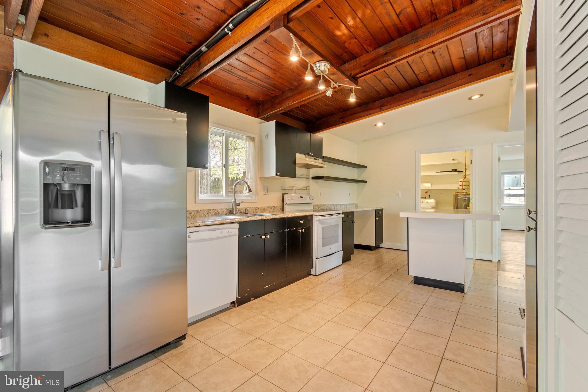 3026 Cedar Hill Road Falls Church, VA 22042 - Photo 15 of 41