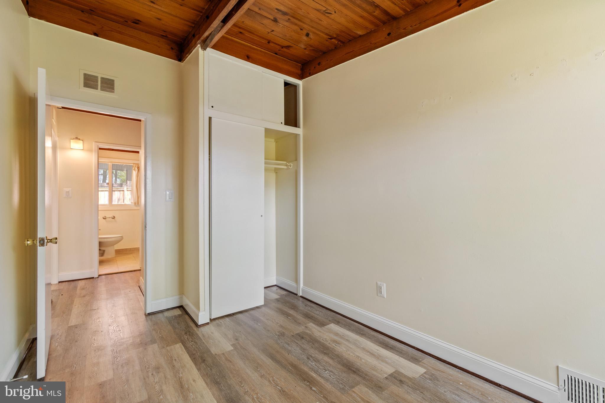 3026 Cedar Hill Road Falls Church, VA 22042 - Photo 28 of 41