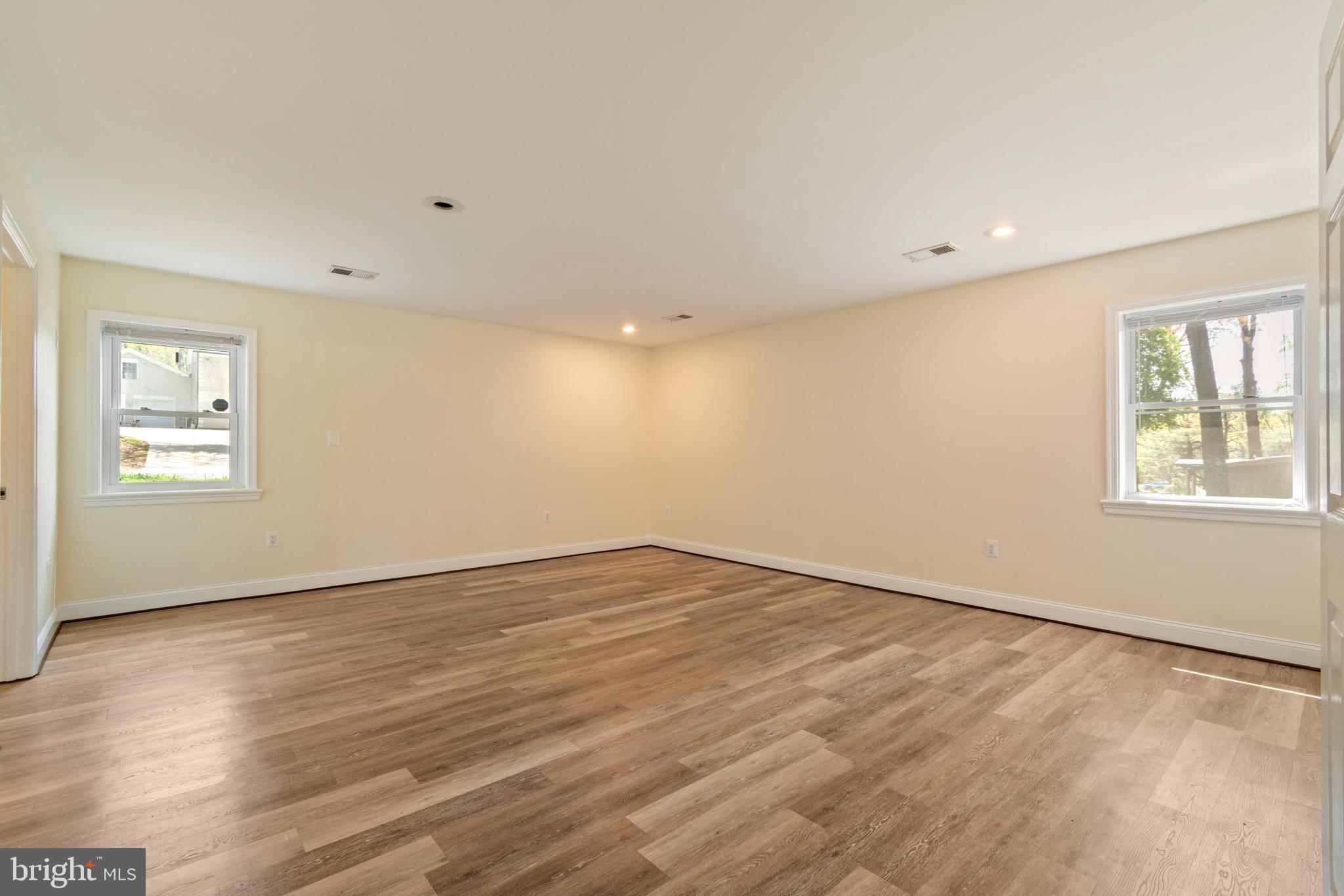 3026 Cedar Hill Road Falls Church, VA 22042 - Photo 34 of 41