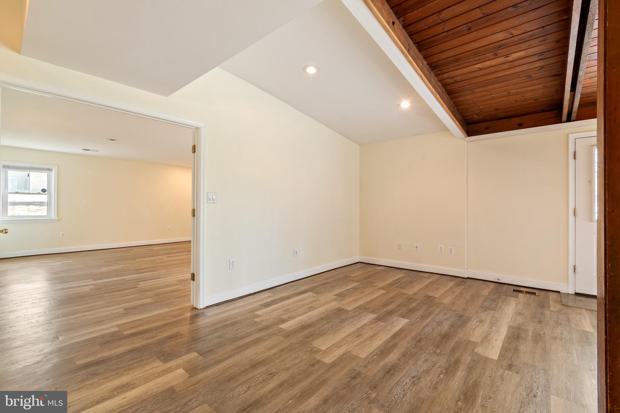 3026 Cedar Hill Road Falls Church, VA 22042 - Photo 35 of 41