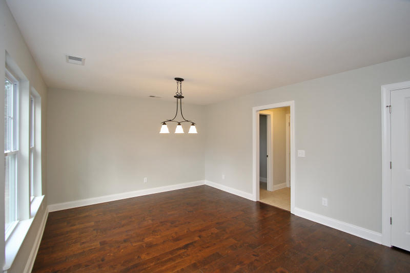 3382 Berryhill Road Johns Island, SC 29455 - Photo 13 of 37 1934 Everett St (26)0026