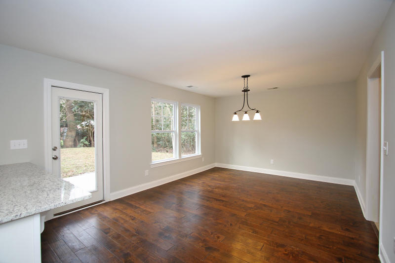 3382 Berryhill Road Johns Island, SC 29455 - Photo 15 of 37 1934 Everett St (25)0025