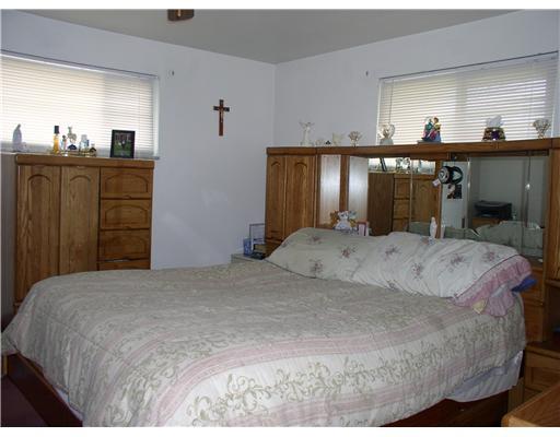 252 Reed Street Lower Burrell, PA 15068 - Photo 8 of 16 Master Bedroom.