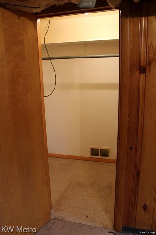 3037 Rome Avenue Warren, MI 48091 - Photo 48 of 54