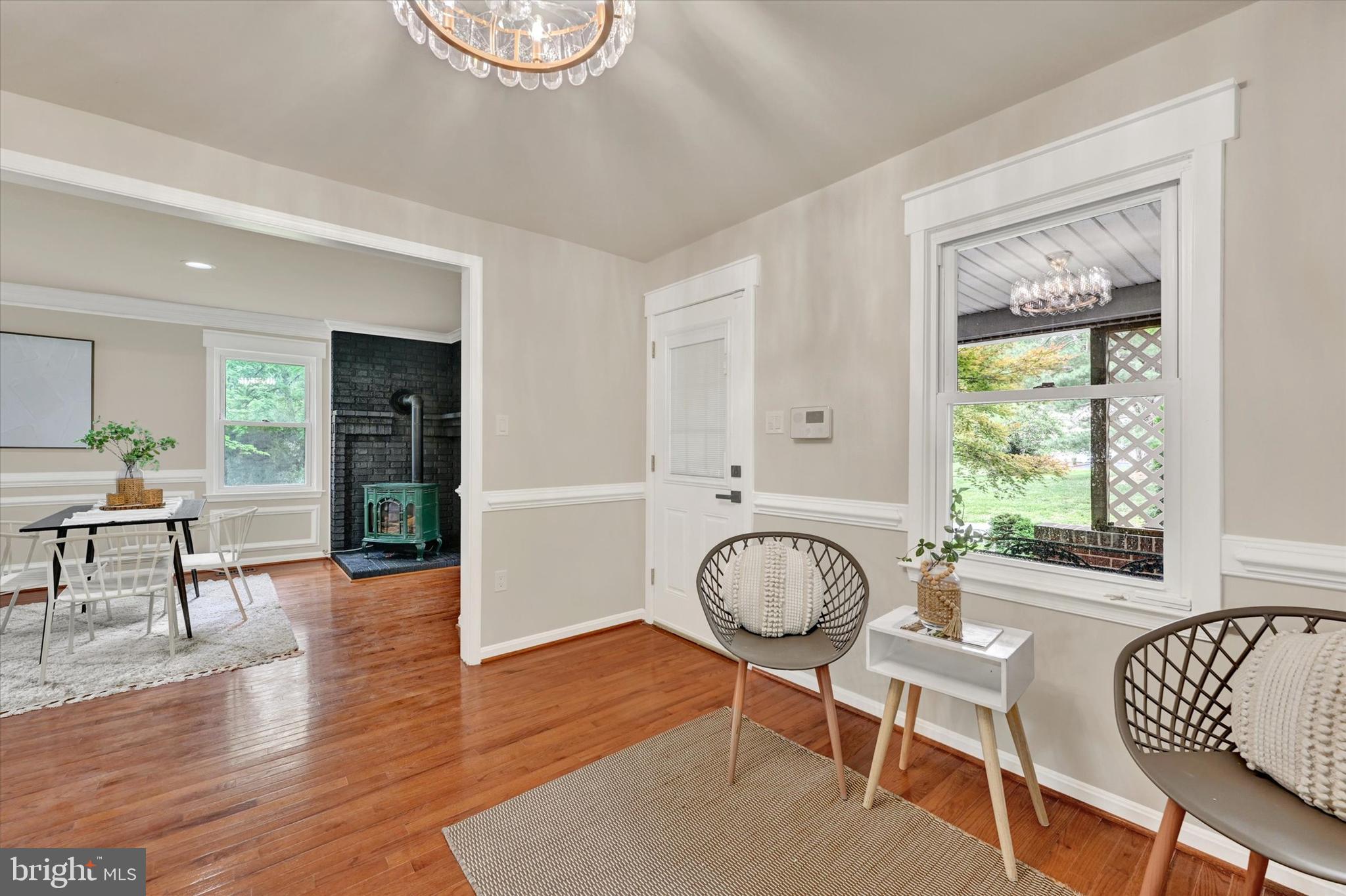 2743 Ridge Road Baltimore, MD 21244 - Photo 5 of 35 Entry