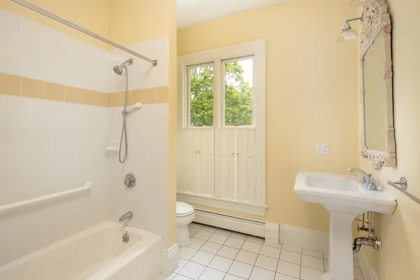 $1,795,000 | 13 Cottage Street, Marion, MA 02738