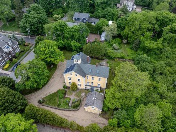 $1,795,000 | 13 Cottage Street, Marion, MA 02738