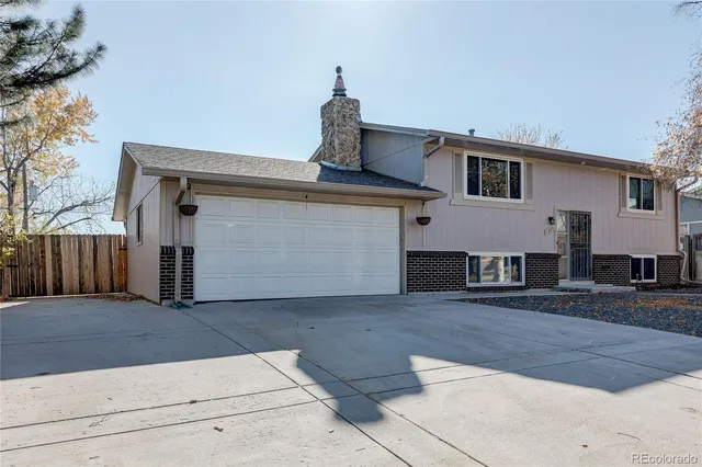 $564,999 | 4904 West 61st Drive, Arvada, CO 80003