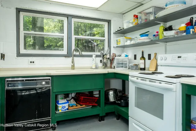 $845,000 | 361 Warren Road, Meredith, NY 13846