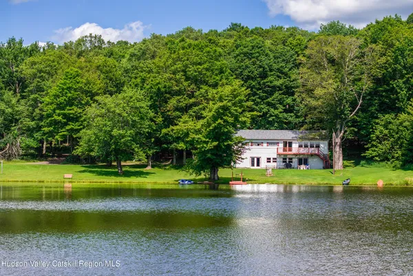 $845,000 | 361 Warren Road, Meredith, NY 13846