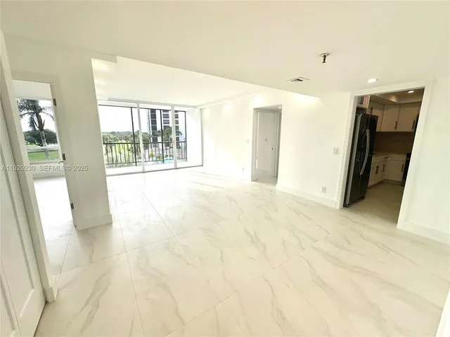 $3,500 | 6797 Willow Wood Drive, Unit 6043, Boca Raton, FL 33434