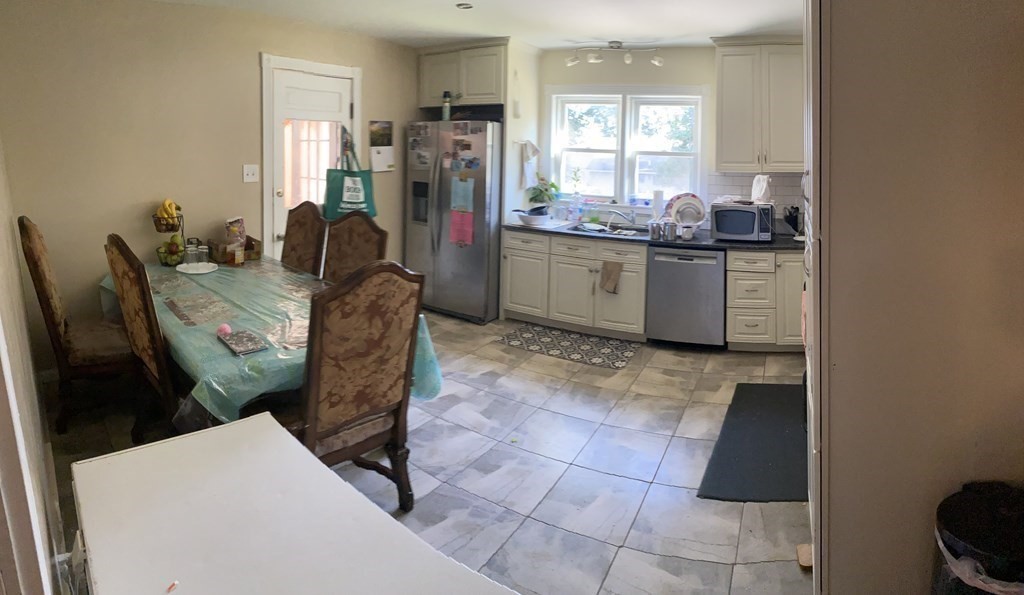 92 Acropolis Road Lowell, MA 01854 - Photo 6 of 23