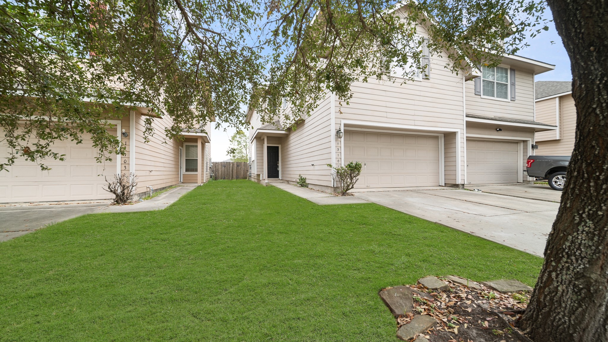 13107 Peppergate Lane Houston, TX 77044 - Photo 2 of 14