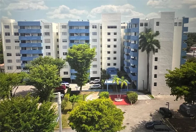 $185,000 | 5050 Northwest 7th Street, Unit 709, Miami, FL 33126