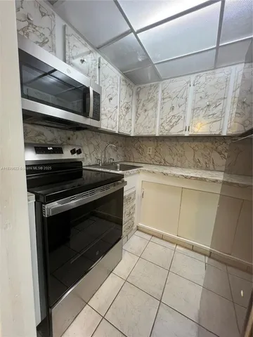 $185,000 | 5050 Northwest 7th Street, Unit 709, Miami, FL 33126