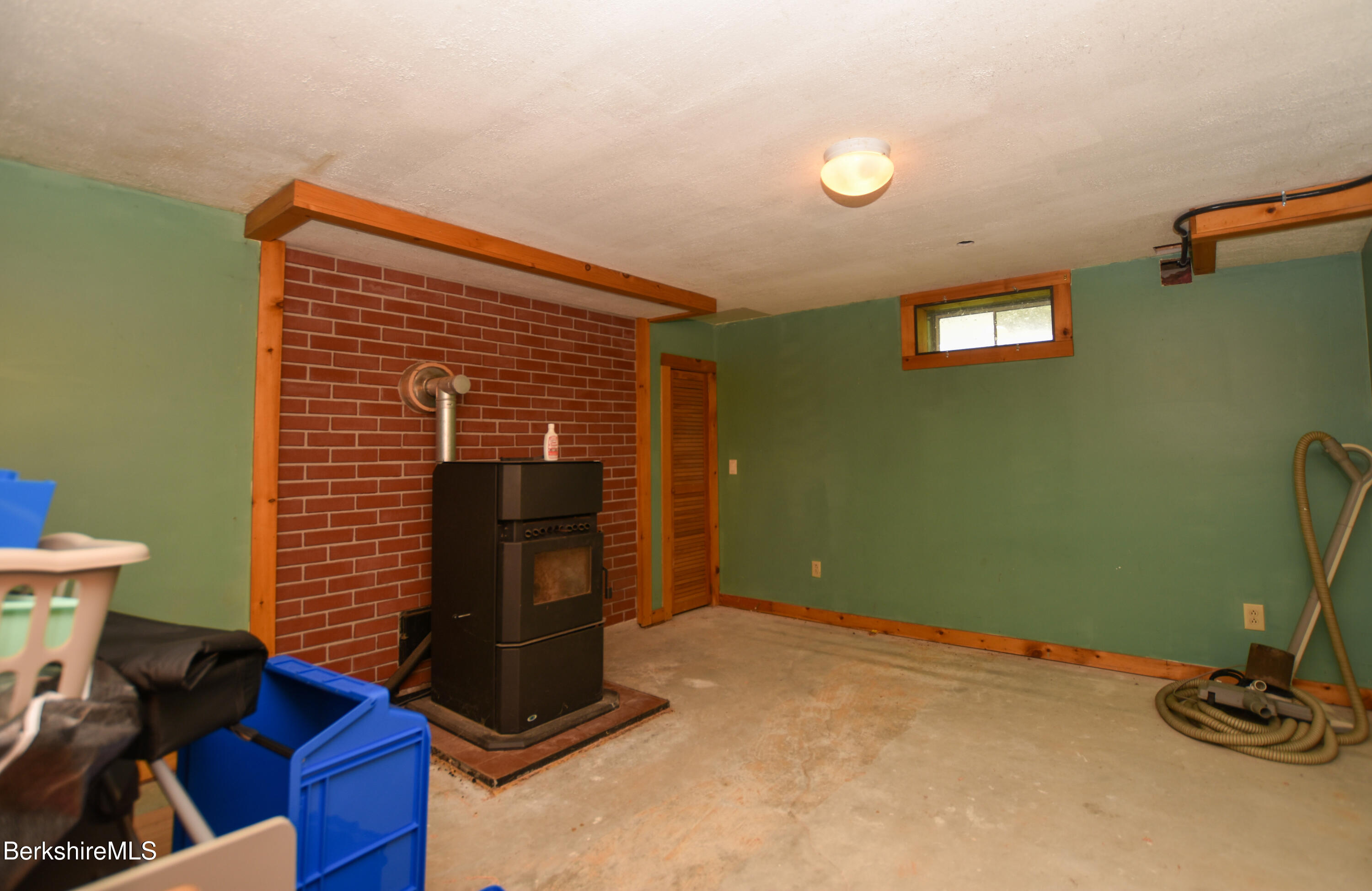 411 McNerney Road Becket, MA 01223 - Photo 23 of 29 DSC_3334-2