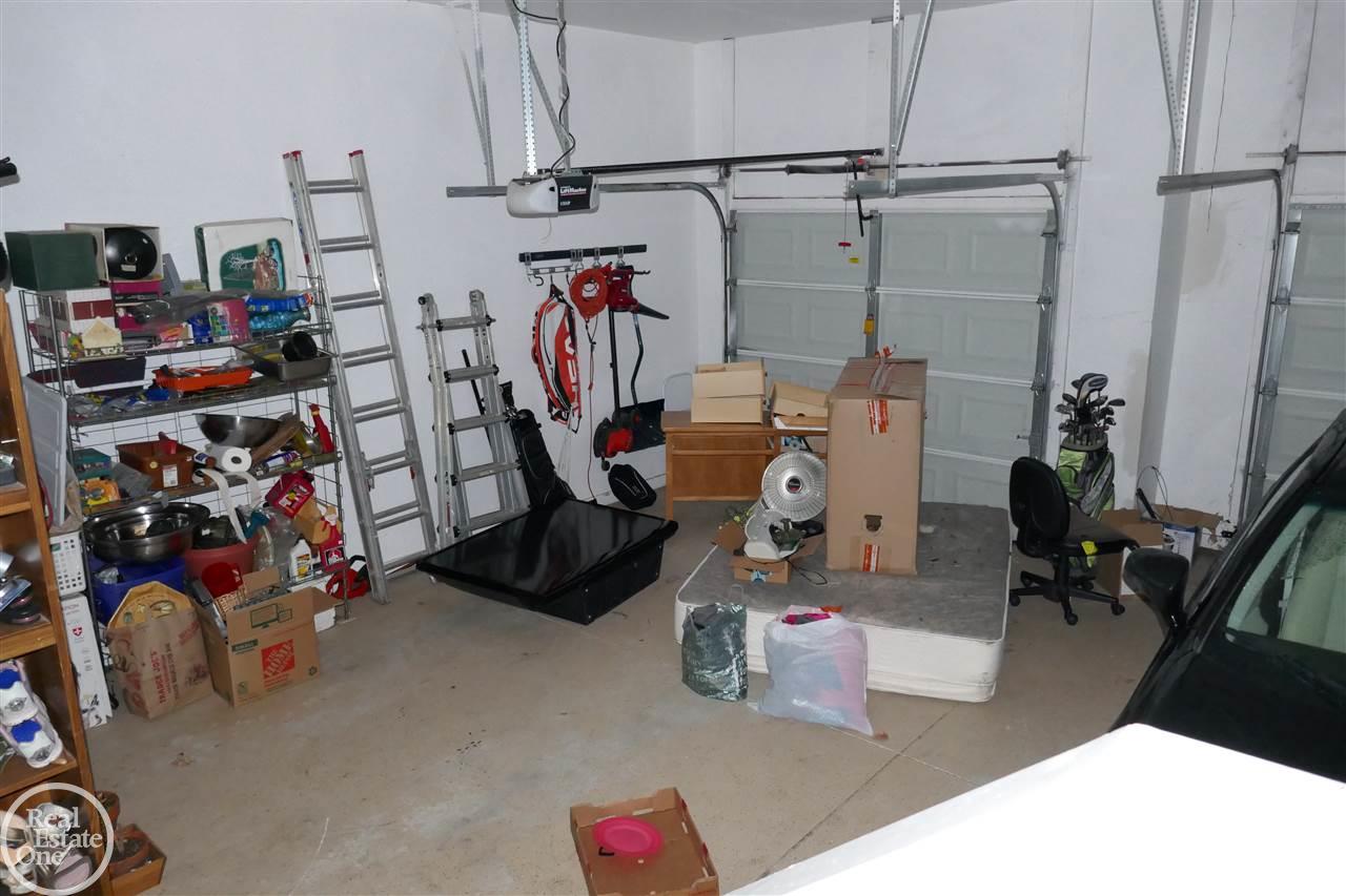 6590 Chatham Circle Rochester, MI 48306 - Photo 56 of 57 50004637-55.JPG