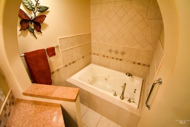 $794,000 | 3725 Nicklaus Drive, Clarkston, WA 99403