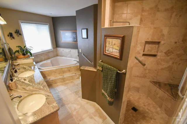 $794,000 | 3725 Nicklaus Drive, Clarkston, WA 99403