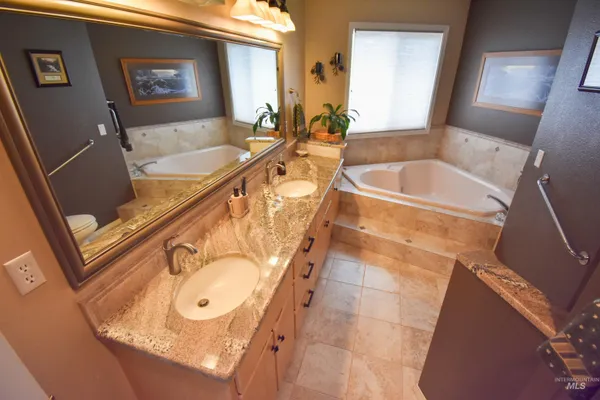 $739,000 | 3725 Nicklaus Drive, Clarkston, WA 99403