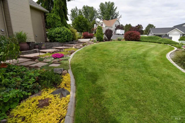 $794,000 | 3725 Nicklaus Drive, Clarkston, WA 99403