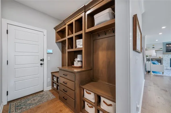 $670,000 | 1505 Southwest Georgetown Drive, Lee's Summit, MO 64082