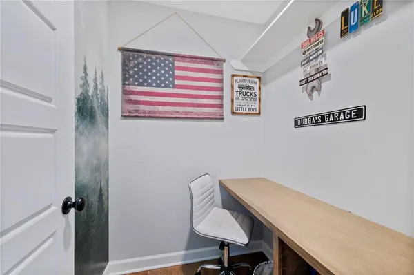 $670,000 | 1505 Southwest Georgetown Drive, Lee's Summit, MO 64082