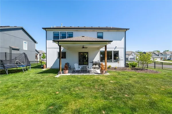 $670,000 | 1505 Southwest Georgetown Drive, Lee's Summit, MO 64082