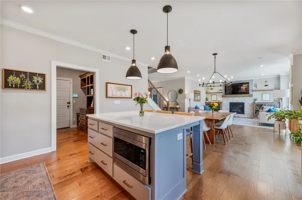 $670,000 | 1505 Southwest Georgetown Drive, Lee's Summit, MO 64082