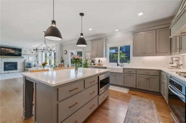 $670,000 | 1505 Southwest Georgetown Drive, Lee's Summit, MO 64082