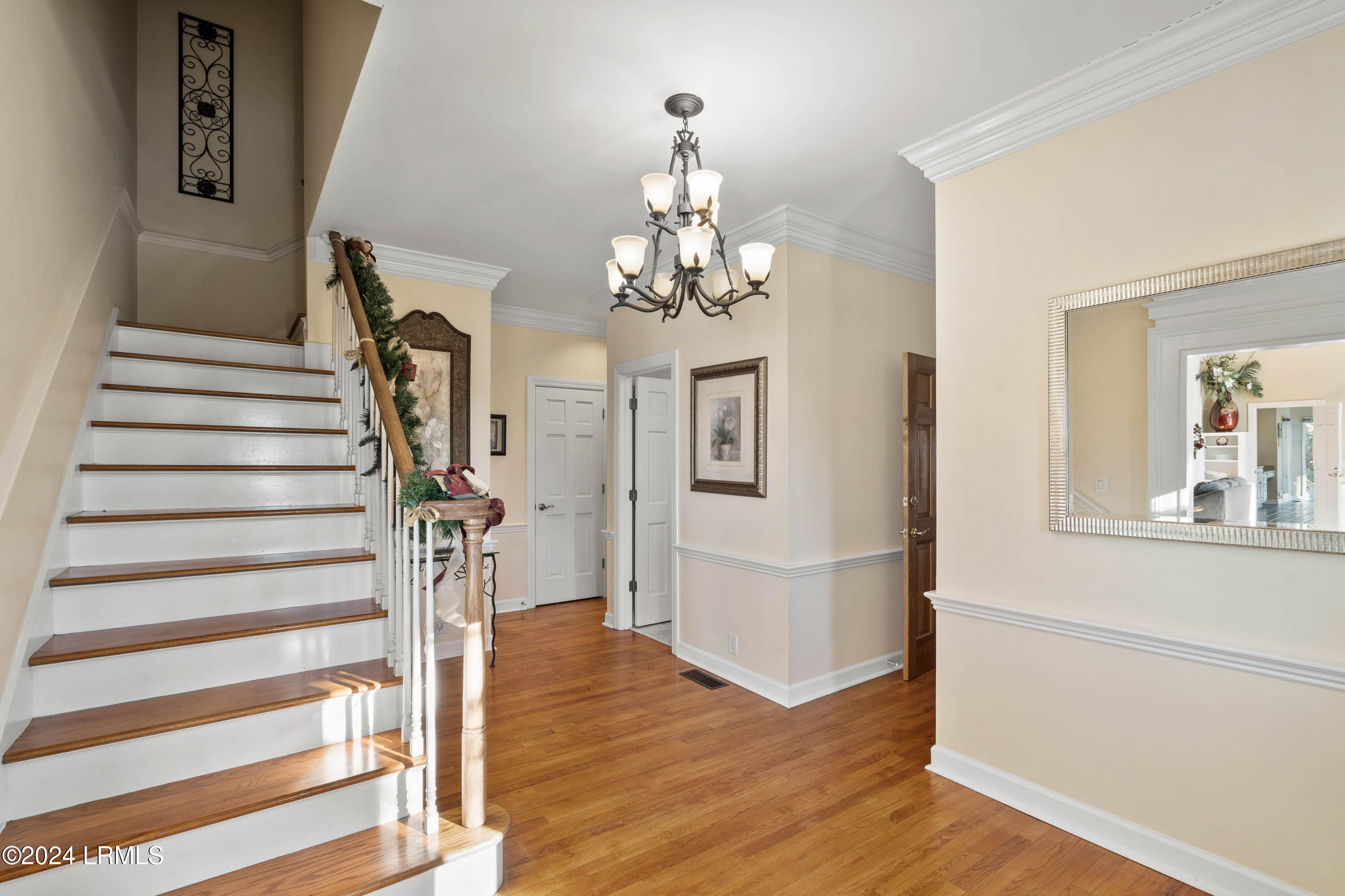 101 Ocean Point Drive Fripp Island, SC 29920 - Photo 20 of 55 Foyer to the right of entrance