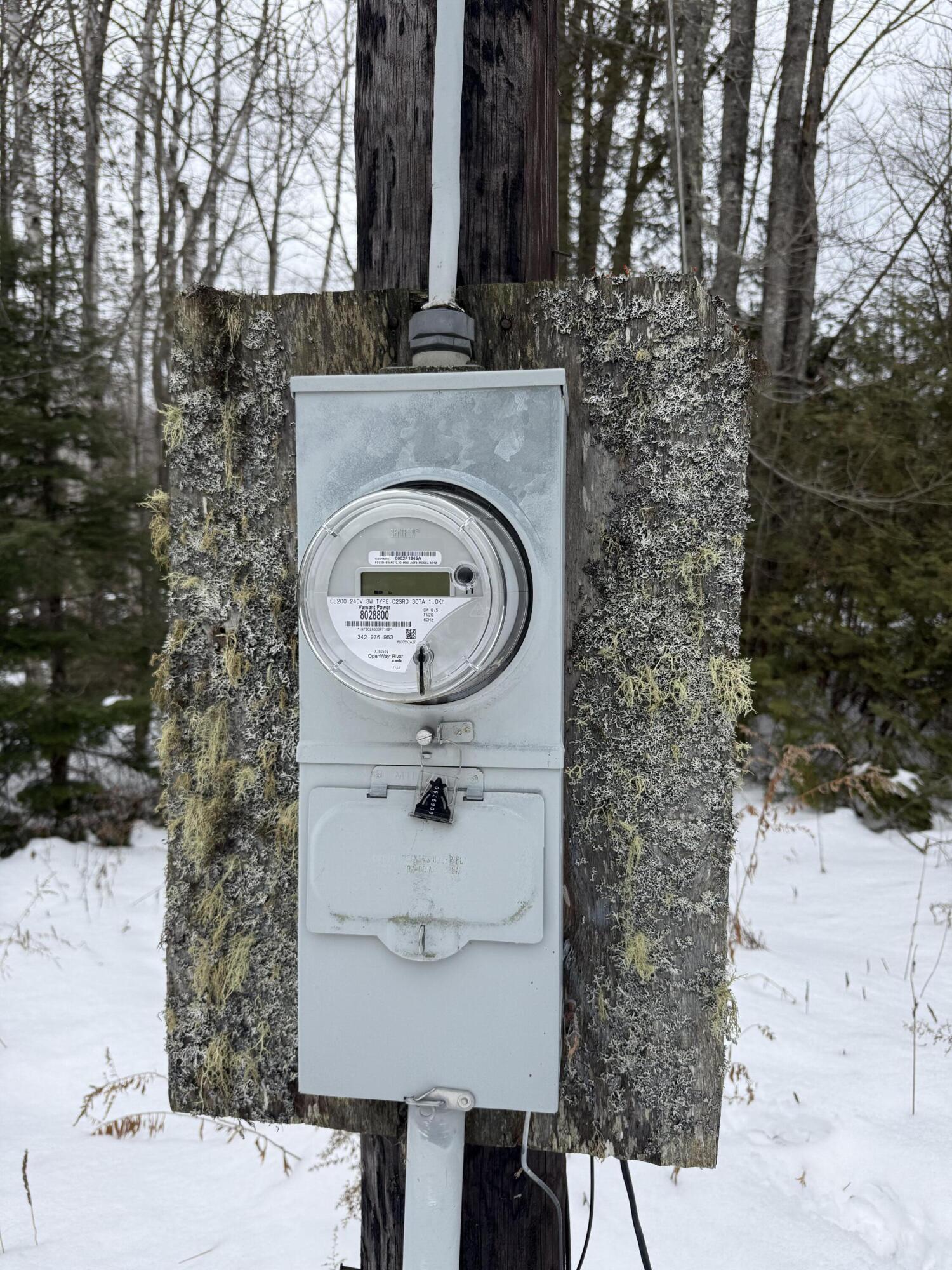 433 Edinburg Road Edinburg, ME 04448 - Photo 14 of 33 IMG_7303