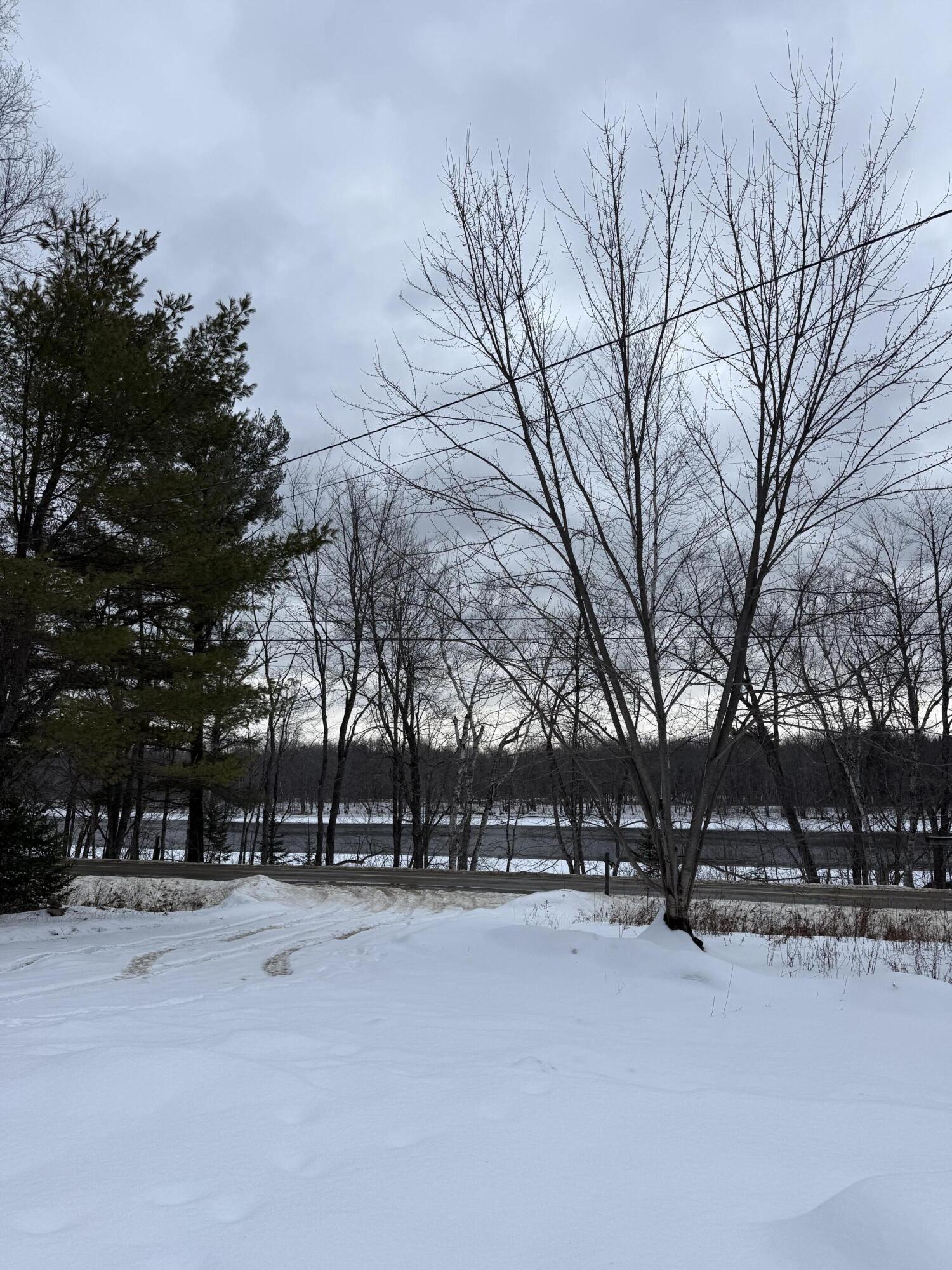 433 Edinburg Road Edinburg, ME 04448 - Photo 10 of 33 IMG_7305