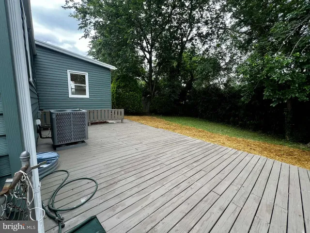 $649,900 | 3910 Oneida Place, Hyattsville, MD 20782