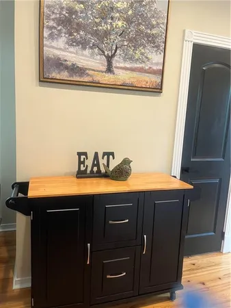 $975 | 235 Governor Hall Street, Unit C, Gretna, LA 70053