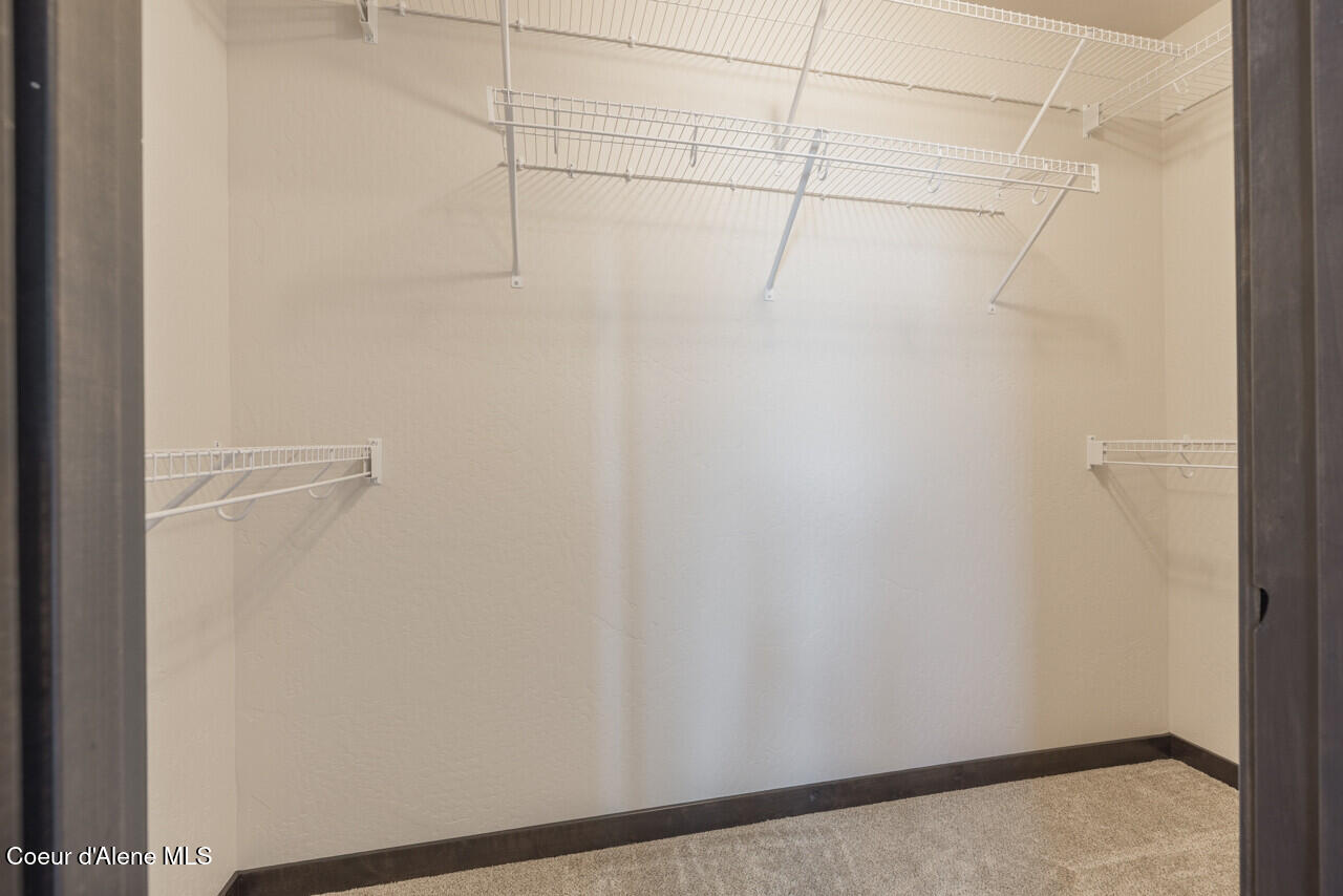 8429 North Snowflake Lane Hayden, ID 83835 - Photo 19 of 45 Photo of Similar Home