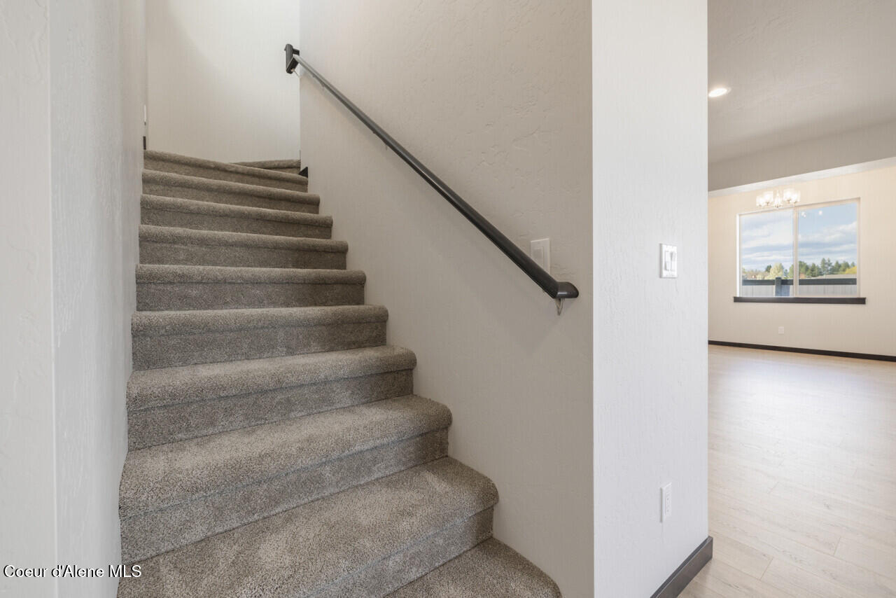 8429 North Snowflake Lane Hayden, ID 83835 - Photo 21 of 45 Photo of Similar Home