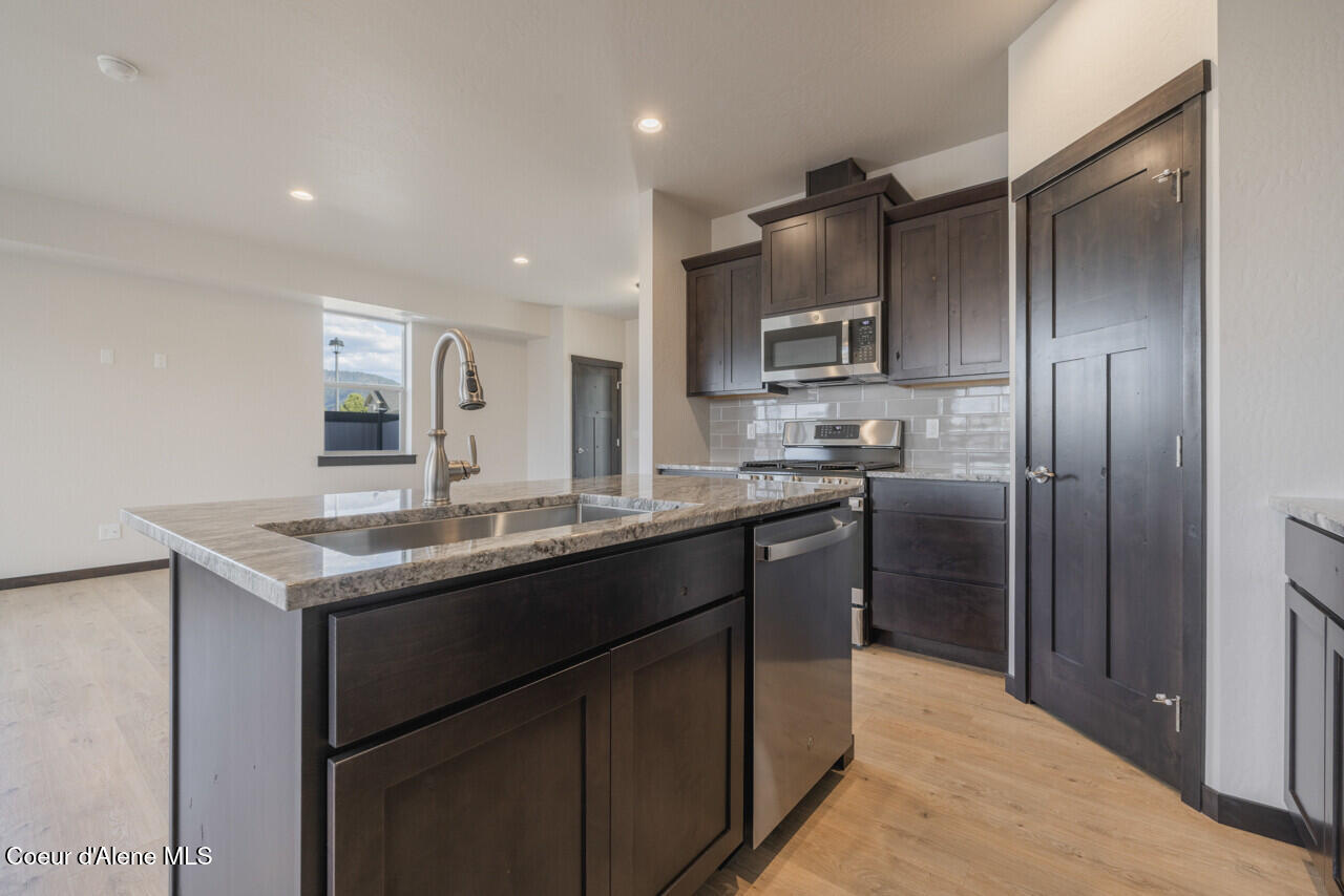 8429 North Snowflake Lane Hayden, ID 83835 - Photo 10 of 45 Photo of Similar Home