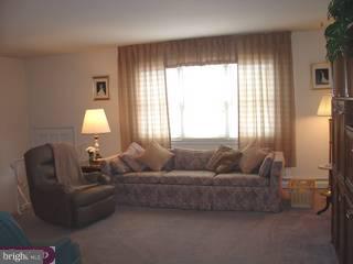 3517 Byrne Road Philadelphia, PA 19154 - Photo 2 of 6 Gallery Image 2
