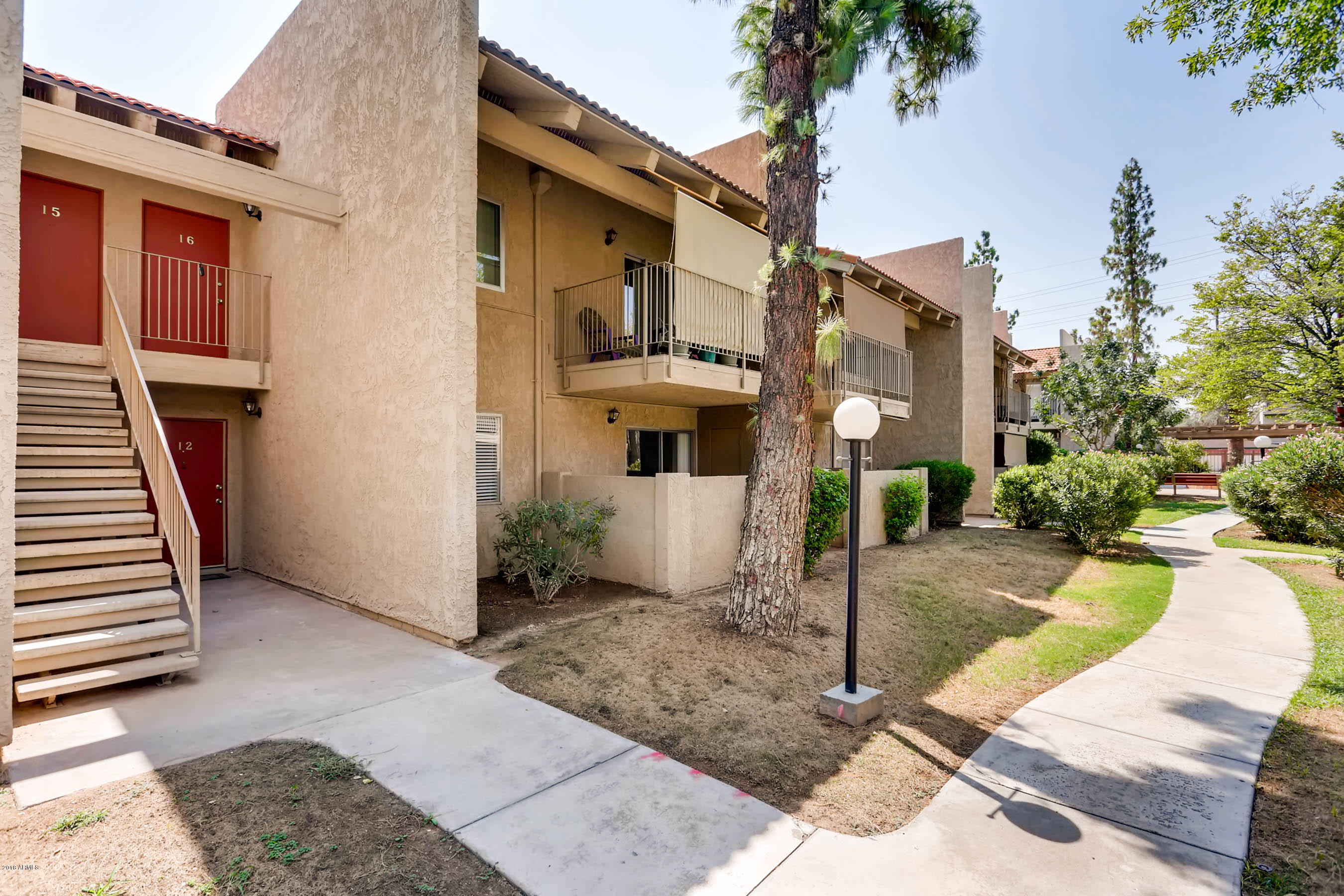 5525 East Thomas Road, Unit I2 Phoenix, AZ 85018 - Photo 1 of 12 Front Entry