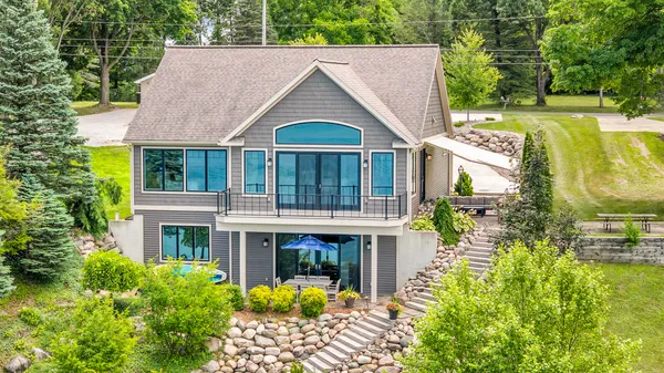 $1,600,000 | 193 Cottage Drive, Horton, MI 49246